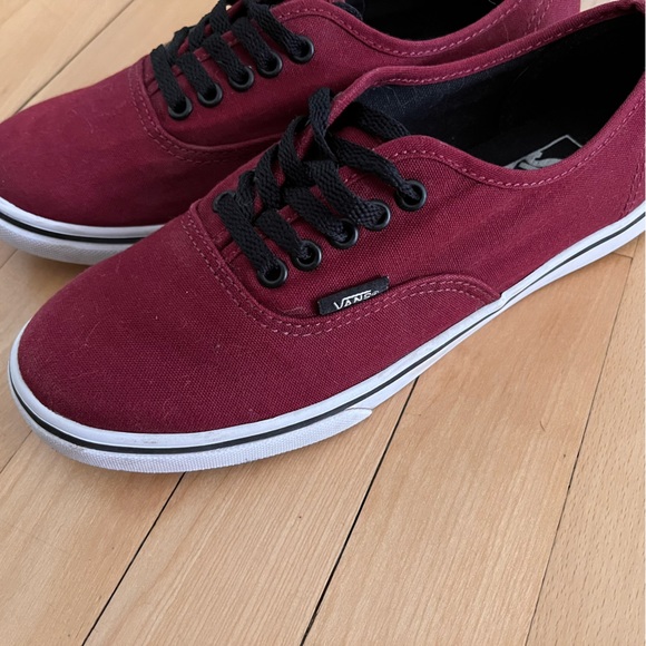 Vans “off the wall” canvas shoes Sz 6 women’s/4.5 mens - Picture 1 of 6